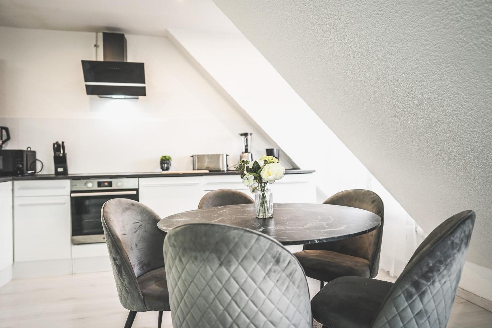 Luxus Maisonette Wohnung Am See, Wehome Premium St. Leon-Rot Zewnętrze zdjęcie